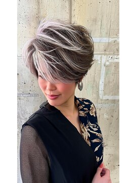 レビーヘアー(Revie hair) 白髪ぼかしハイライトカラー（松浦2)