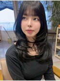 黒髪レイヤーで小顔見え