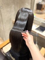 アヤラグランスパ 船橋店(AyaLA GRAN SPA)&nbsp;【黒田 愛梨】ダークグレー/髪質改善