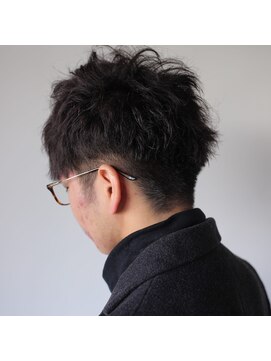 マール 矢場町(MARL) 刈り上げスタイル