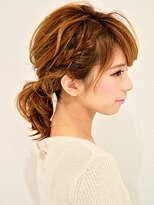 ヘアメイク フレンシア(hair make flencia) 好感度アップ。編み込みポニーテール