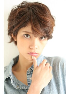 ルミナ オーガニックヘアー(LU3NA organic hair) 前髪長めのショート×モードフェミニン