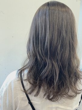 ペイジバイネオリーブ 吉祥寺店(Paige by Neolive) オリーブグレージュ