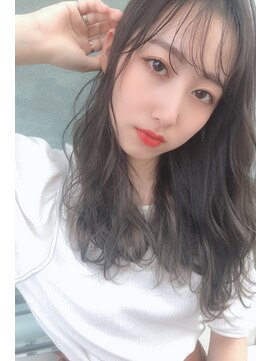 アート ヘア アップップ(ART HAIR UP-PU) ダークアッシュゆるふわロング