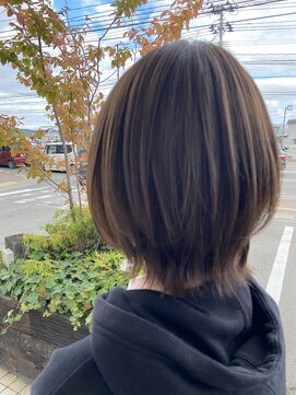 ジップ 緑店(zip) くびれレイヤーミディ×20代トレンドガール