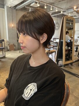 髪質改善と縮毛矯正の専門店 サンティエ(scintiller) 大人綺麗な小顔襟足スッキリショートボブ 30代40代50