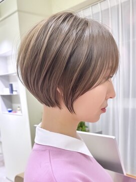 ウル 名古屋栄(ulu) 似合わせカットショートボブ