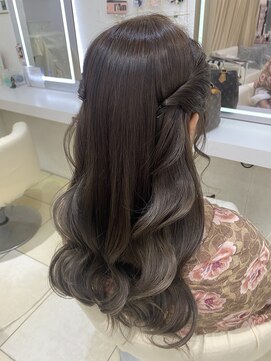 ヘイルジューシー(hail JUICY) 綺麗めツイン