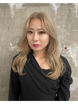 イン(in.)&nbsp;ハイトーンベージュ