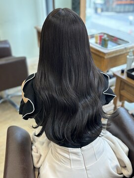 アクシス ナゴヤ(AXIS NAGOYA) 透明感darkcolor 【なつミ】