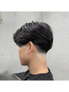 シード(SEED) テーパーフェード　リバースパーマ