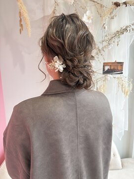 ユルフ(yulf) ふんわり上品シニヨンヘア♪♪