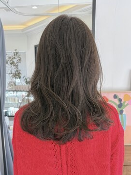 ヘアーアイスカルテット(HAIR ICI QUARTET) 20代30代透明感ロング◎ブリーチなしショコラベージュ