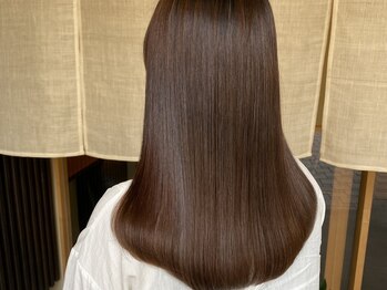 点 姉小路の写真/癒しの時間とともに、点オリジナルトリートメントで自然な艶と潤いに満ちた美髪へ。