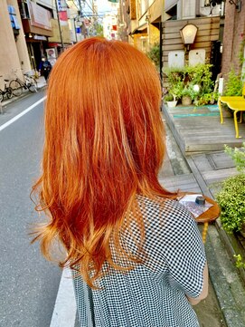 ヨナサン(Yona Saint) オレンジカラー