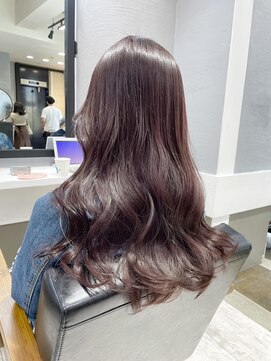 ジゼル 博多筑紫口店(GiseL) ピンクベージュ【博多駅筑紫口】@halu_the_world