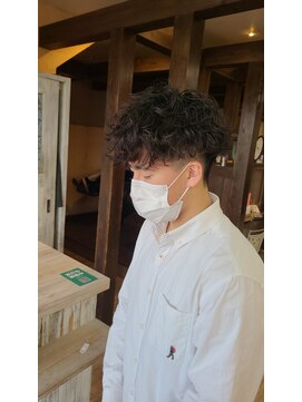 モアムー(Moremuu) 波巻き&スパイラルパーマ