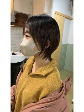 カネラ(canela) ミディアムショート