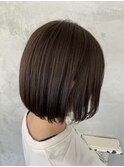 夏の首元スッキリボブ