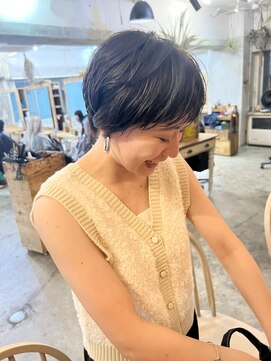 ウィークエンド(WEEKEND) カットパーマ11000円