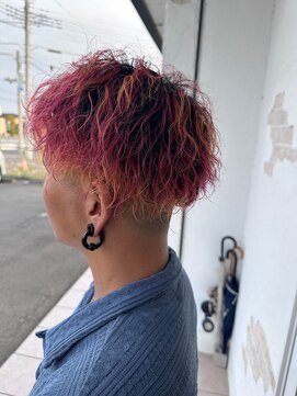 コジック ヘアアンドアイ(Cogic hair & eye) 20代30代ツイストスパイラルパーマツーブロック