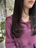 ヘアーアンドメイク ビス(HAIR&MAKE bis)&nbsp;顔周りのしっかりレイヤーカットが可愛い【黒田あさみ】