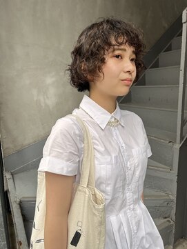 ビビト(bibito) bibito 癖毛パーマ　ミニボブ　ソバージュ　ふわふわパーマ