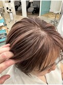 大人可愛いハイライトカラーショート白髪ぼかし