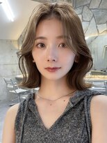 サイン 表参道(SIGN)&nbsp;韓国ヘアグレージュカラーブリーチ無し髪質改善イヤリングカラー