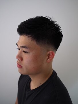 ヨシザワインク プレミアム 横浜 桜木町店(YOSHIZAWA Inc. PREMIUM) ビジネスマンハイフェード