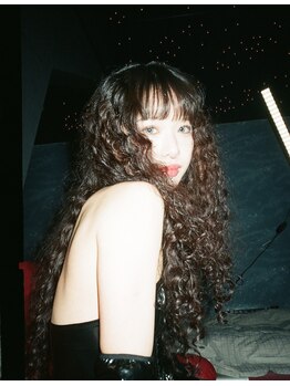 フィルム(film)の写真/【四条大宮スグ◆年中無休22:00まで受付】トレンドを取り入れたお手入れのしやすいパーマが大人気◎