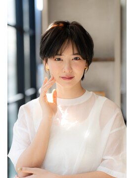 ザシー チェルシー 橋本(The C CHELSEA) 20代30代◎ショートレイヤー・地毛風ベージュブラウンカラー