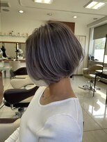 エーデル(EDEL)&nbsp;似合わせショート＋シャドールーツ【シルバー系】