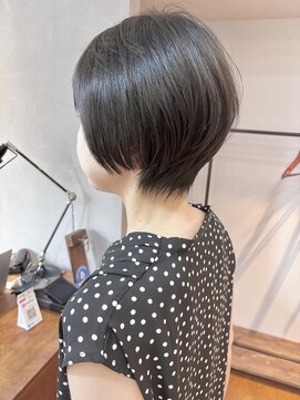 ノル(Knoll) 骨格補正ショートレイヤーカット【30代、40代、50代、銀座】