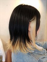 ヘアサロン レゴリス(hair salon REGOLITH) 『 インナーカラー☆ハイトーンで存在感のある白系インナー 』