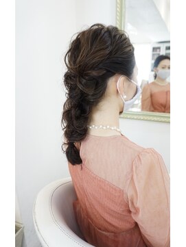 ヘアアンドメイクジップ恵比寿 (Hair＆Make ZIP) ウェーブ編みおろし　ヘアセット