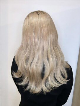 アール バイ ニーナ(R by NINA) 【R by NINA】