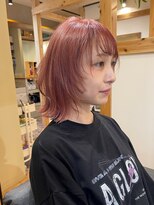 ティピ(tipi)&nbsp;ピンク　レイヤー ウルフ顔まわりレイヤー 表参道青山20代30代