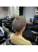 スパイキーショート×ミルクティーベージュ