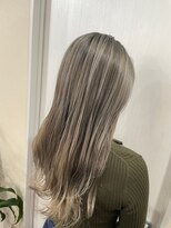 アイズ 本厚木(AIZU)&nbsp;スモーキーミルクティーベージュ　バレイヤージュ