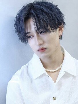 コンフィデンス メンズヘアー(confidence MEN'S HAIR) ブルブラスパイラル『ブルーブラック×スパイラルパーマ』 新宿