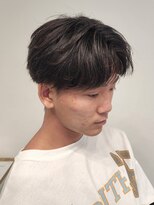 ニアウ 高崎店(Niau)&nbsp;メンズセンターパートニュアンスパーマ群馬高崎眉毛