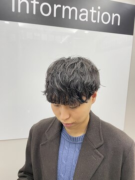 アウラ(AURA) シャドウパーマフェザーパーマカルマパーマニュアンスパーマ