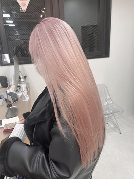 ペレ 渋谷(PELE) イメチェン/ホワイトブロンド/外ハネボブ/ワイドバング/渋谷