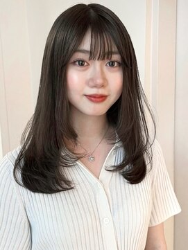 ローネス(LONESS) レイヤーカット/顔まわりレイヤー/グレージュ/透明感カラー