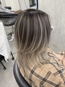 ラニシス ヘアー(Lanisis Hair) ホワイトグレージュバレイヤージュ★