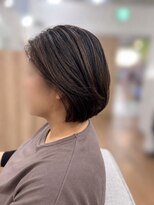 ヒビ(hibi)&nbsp;やわらか丸みの大人ボブ