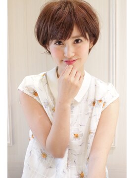 レウナ 外苑前(Reuna) 大人可愛いゆるショート【外苑前・青山・表参道】