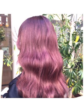 リゼル ユア 渋谷(RISEL YUA) ピンクバイオレットのウェーブロング