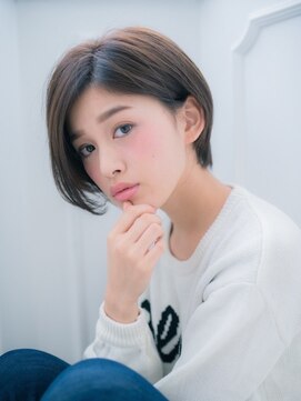 フルーリ(fleuri) ナチュラルショートボブ